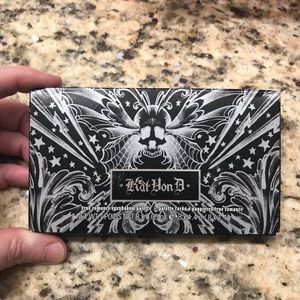 💞 Kat Von D True Romance ‘Sinner’ palette NEW! 💞